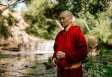 Toxic People? A Zen Master Shows You How to Identify and Deal with Them
