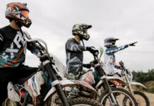 Hundreds of Bikers Come Together for a Little Boy’s Final Goodbye