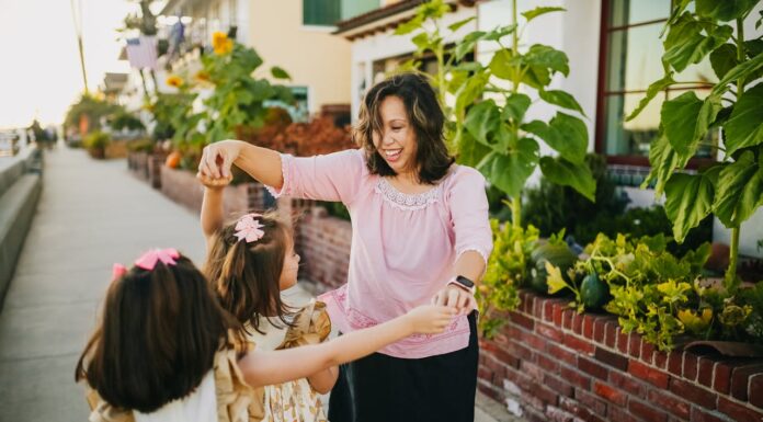 Cheers to All the Amazing Single Moms Out There