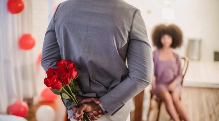 7 Sure Signs Your Man Really Loves You