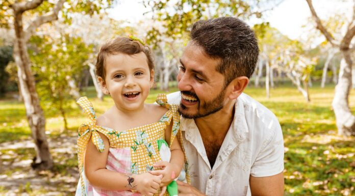 11 Dads Who Make Parenting Look Super Cool