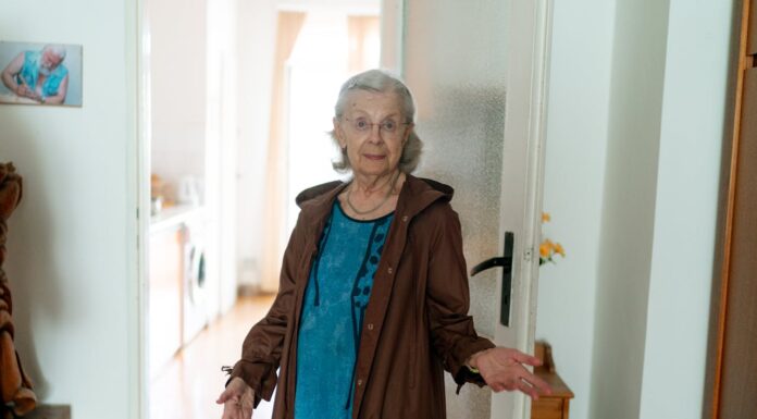 This 95-Year-Old Grandma and Her Grandson’s Bond Will Warm Your Heart