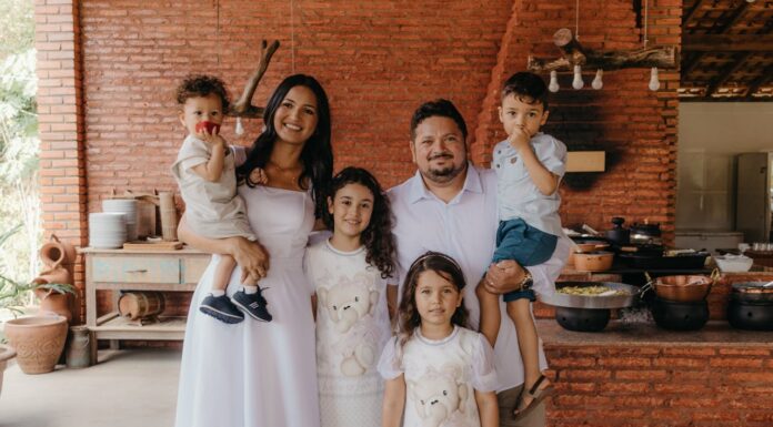 Mom of 11 Shares Why She Loves Being Pregnant Every Year