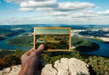 8 Photos Captured at Just the Right Moment—You’ll Have to Look Again