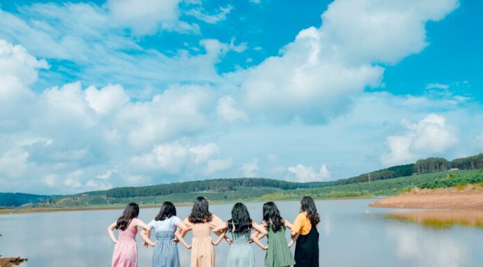 Six Siblings, 570 Years, One Record – Meet the Inspiring Overall Sisters