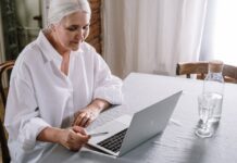 “Should I Cover My Face Too?”: Grandma’s Perfect Response to Age Critics