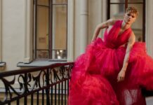 16-Year-Old Stuns Prom Crowd in Bold Ballgown, Dividing Opinions Online