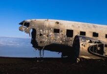 Family’s Journey Home Turns Tragic After Plane Crash