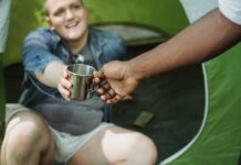 This Dad Gave Away His Last $2 to a Stranger – Here’s the Heartwarming Story