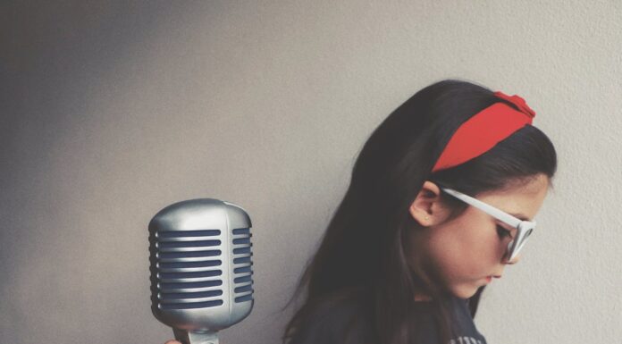 How a Teen’s Rendition of a Classic Hit Stole the Show