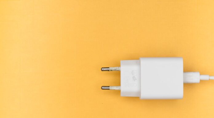 The Silent Danger of Phone Charging—A Teen’s Painful Warning