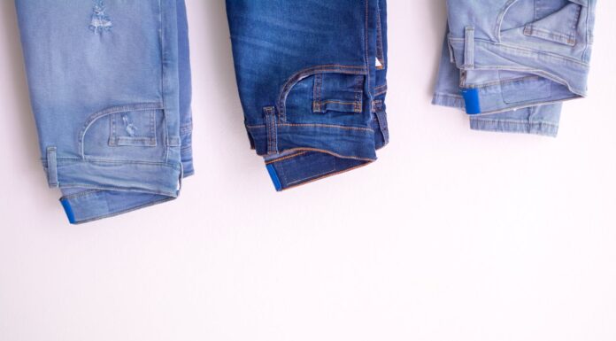 Jeans at a Wedding? Groom’s Outfit Sparks a Heated Internet Debate