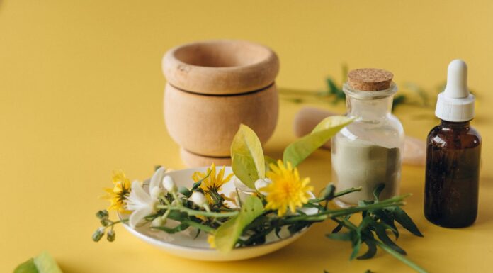 Struggling With Age Spots, Moles, or Blackheads? Try These Proven Home Fixes