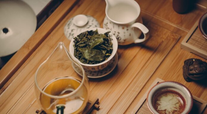 A Wedding Gift Left Unused for Decades—Can You Guess Why?