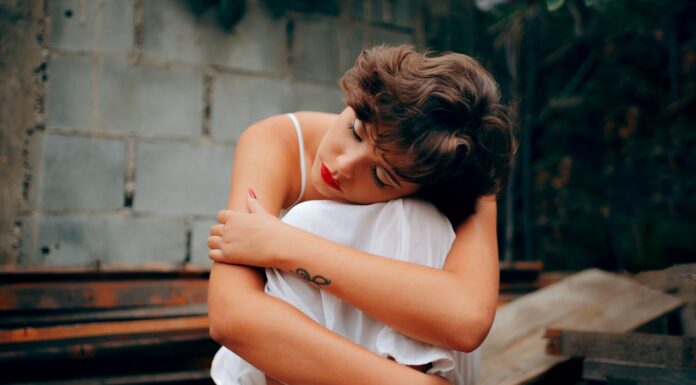 She Left Me in a Supermarket—20 Years Later, She Knocked on My Door