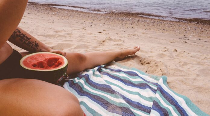 The Inspiring Secret Behind This Viral Beach Photo