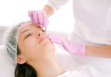 She Wanted to Look Younger—Now She Can’t Even Close Her Eyes