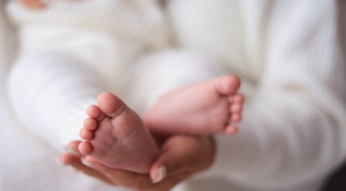 Mom Shuts Down Critics By Showing Her Rare Twins With Down Syndrome Are Pure Joy