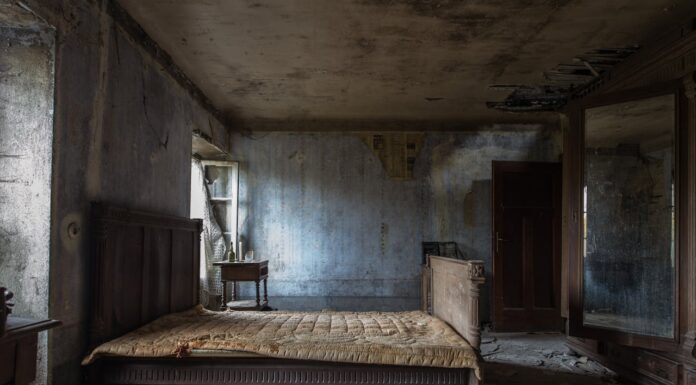 “Don’t Touch My Mattress!”: The Hidden Truth Grandpa Took to His Grave