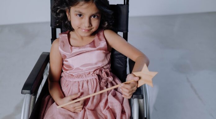 Girl in Wheelchair Becomes Hero by Saving Her Brother’s Life