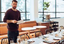 The Waiter Asked a Strange Question—Then Grandpa Realized Who He Was