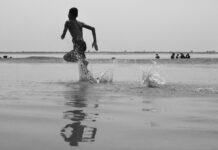 16-Year-Old’s Last Act of Kindness: Saving Kids He Didn’t Know