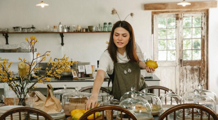 Single Dad Feels a Connection with Waitress—What He Does Next Will Warm Your Heart