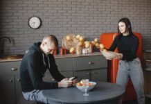 Wife Stops All Housework After Husband Says She Does ‘Nothing’