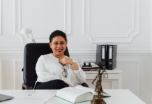 Tears in the Courtroom: Judge Recognizes Defendant as Childhood Friend