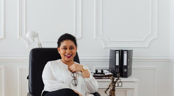 Tears in the Courtroom: Judge Recognizes Defendant as Childhood Friend