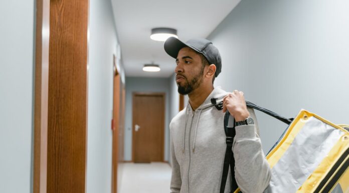 DoorDash Driver’s Rude Reaction to a 25% Tip Sparks Backlash