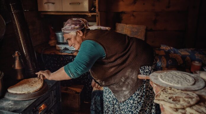 92-Year-Old’s Kitchen Hides a Sad Secret That Brings Officers to Tears