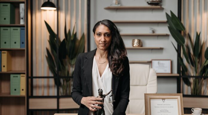 Woman Passes Bar Exam After Grandparents’ Incredible Sacrifice