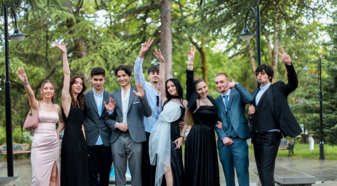 Ditched by Friends, This Teen Found Hope in the Most Unexpected Way