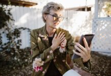 Her 60-Year Search for Family Led to a Brother She Never Knew She Had