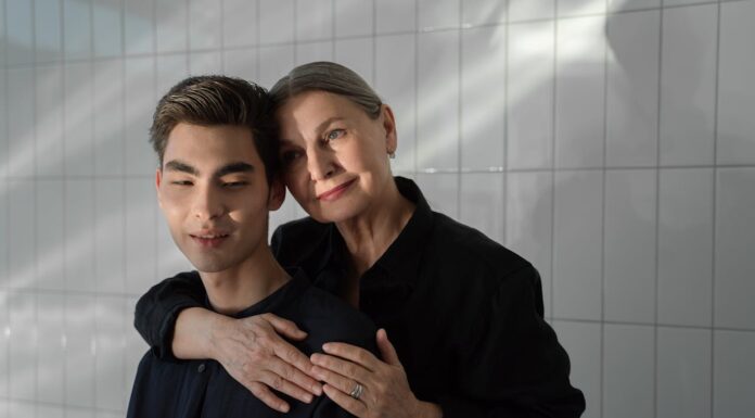 Mom’s Innocent Hug Goes Viral for the Wrong Reasons—Here’s Her Response