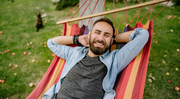 When a Neighbor Became a Grandpa: The Story Behind a Viral Photo