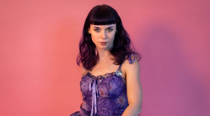 Can Your Style Make You Look Older? This Woman’s Story Might Surprise You