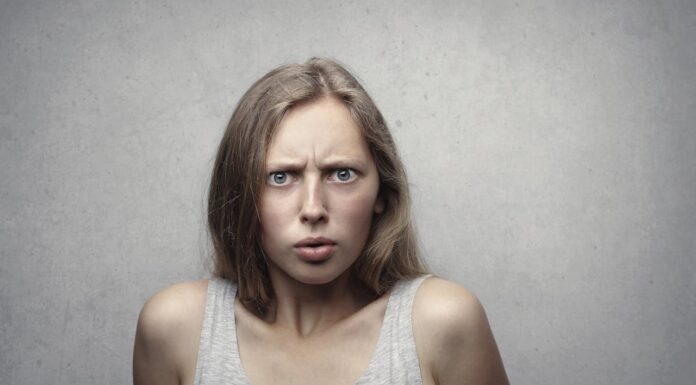 Would You Tip a Self-Checkout? This Woman Couldn’t Believe It!