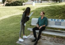 Influencer vs. Park Bench Man—Who Was in the Wrong?