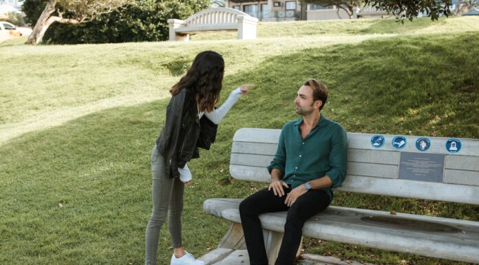 Influencer vs. Park Bench Man—Who Was in the Wrong?