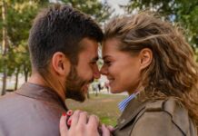 She Saw His YouTube Video, Left a Comment—And Ended Up as His Wife