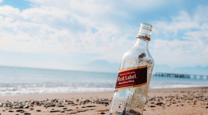 Couple Discovers Bottle at Sea, Opens It to a Chilling Surprise