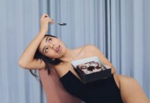 “We Deserve Free Food!” – Influencer’s Rant After Public Call-Out Goes Viral